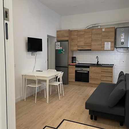 U1 Ap Nuevo, Bien Comunicado Madrid Centro Apartment Exterior photo